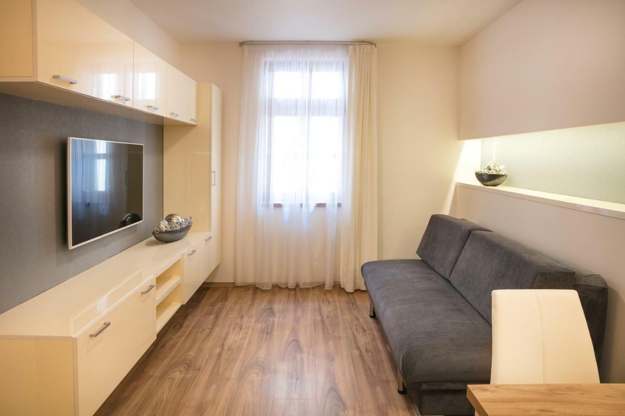 Foter Rezidencia Apartment Gyor Exterior photo